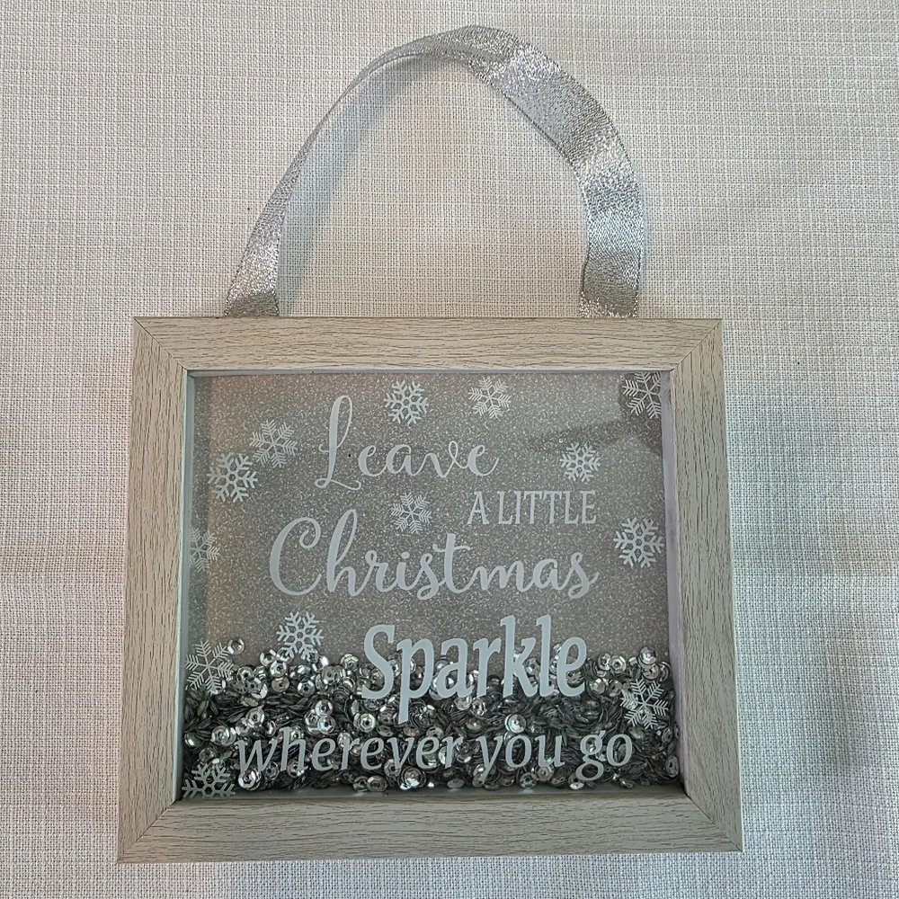 Festive Sparkle Glitter Snowflake Silver and Wood Holiday Frame EUC